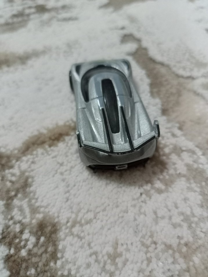 Hotwheels Koinsegg jesko 2020 - Görsel 3