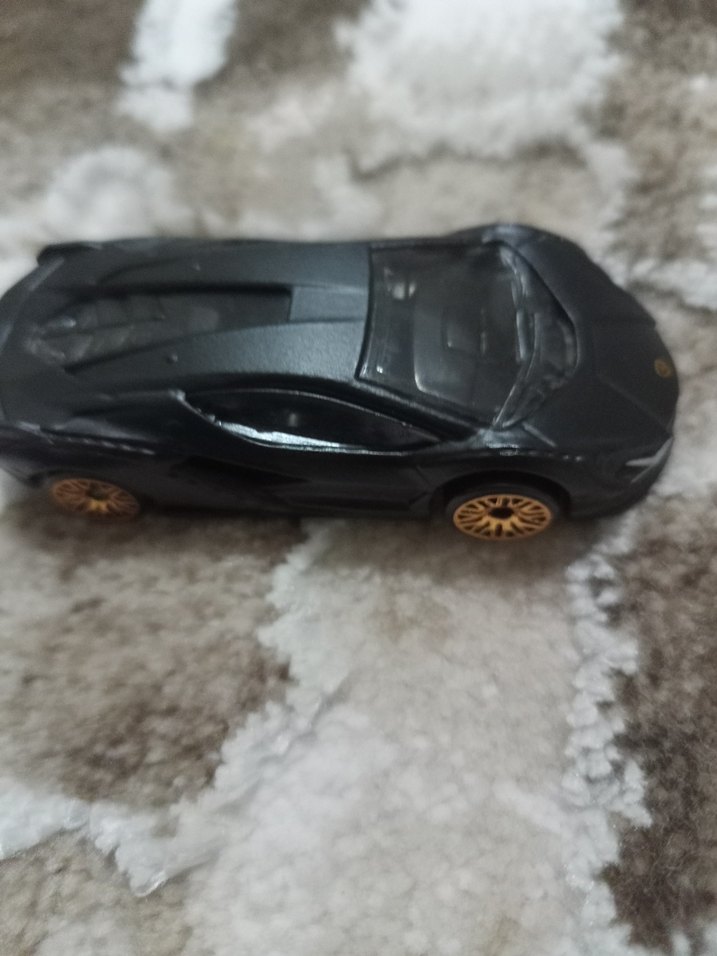 hot wheels Lamborghini Sián FKP 37 - Görsel 4