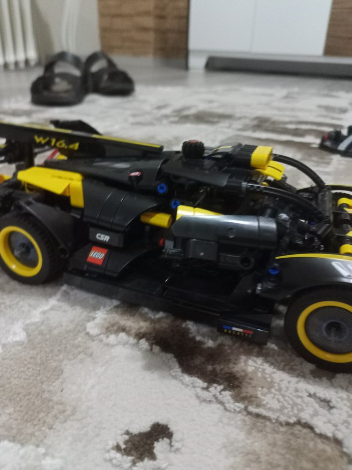 LEGO Technic 42151 Sarı Yarış Arabası - Görsel 4