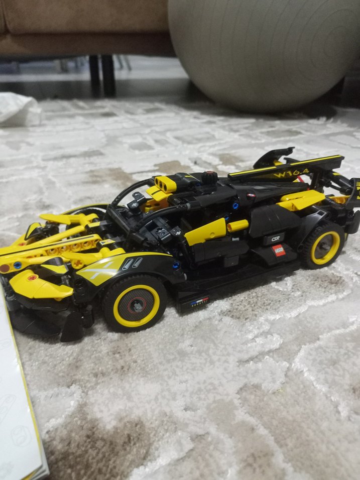 LEGO Technic 42151 Sarı Yarış Arabası - Görsel 2