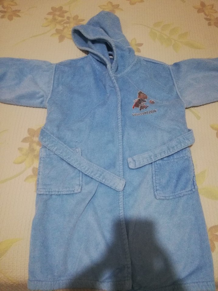 Mavi Kapüşonlu Erkek Çocuk Bornoz ve Havlu - Görsel 2