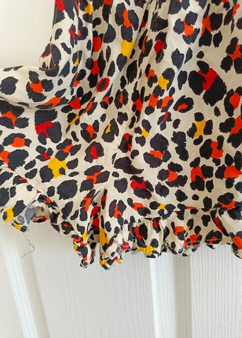 Temiz kullanılmıştır 4-5 yaş tulum Kız Çocuk Leopar tulum - Görsel 3