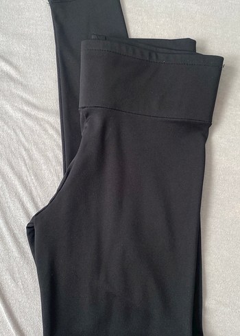 m Beden Kadın Siyah Normal Boy Yırtmaçlı Kumaş Pantolon