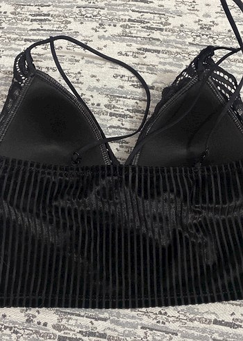 m Beden siyah Renk Siyah saten bralet
