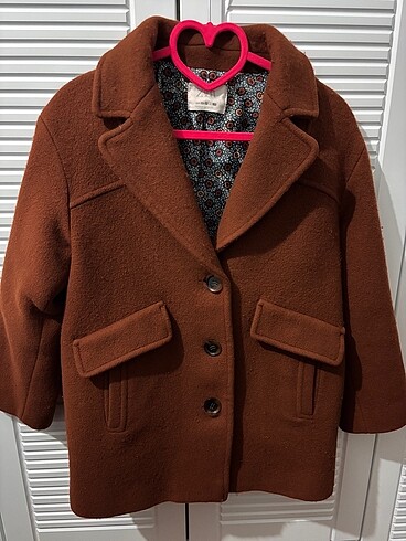 Zara Kaban/Mont