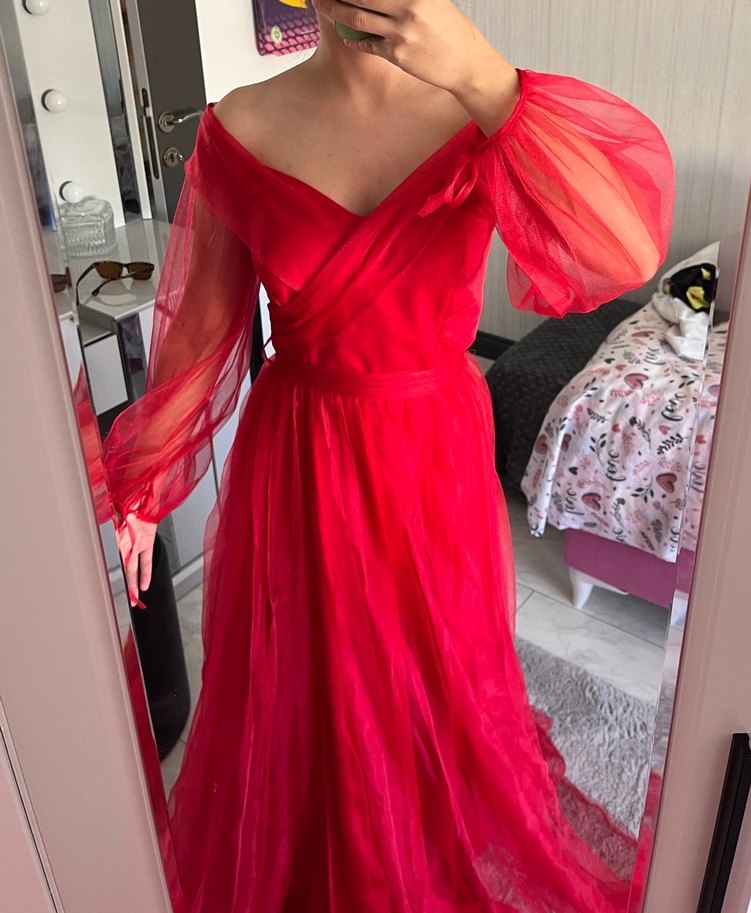 Uzun Kırmızı Drapeli Kadın Abiye Elbise - Görsel 4