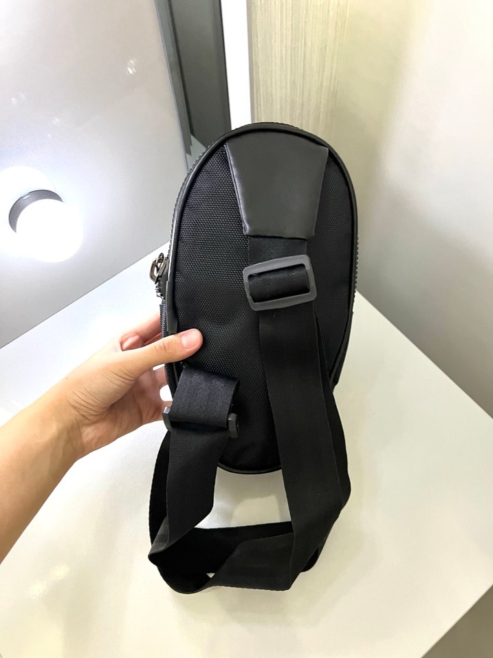 Nike Siyah Fermuarlı Erkek/Kadın Bel Çantası - Görsel 3