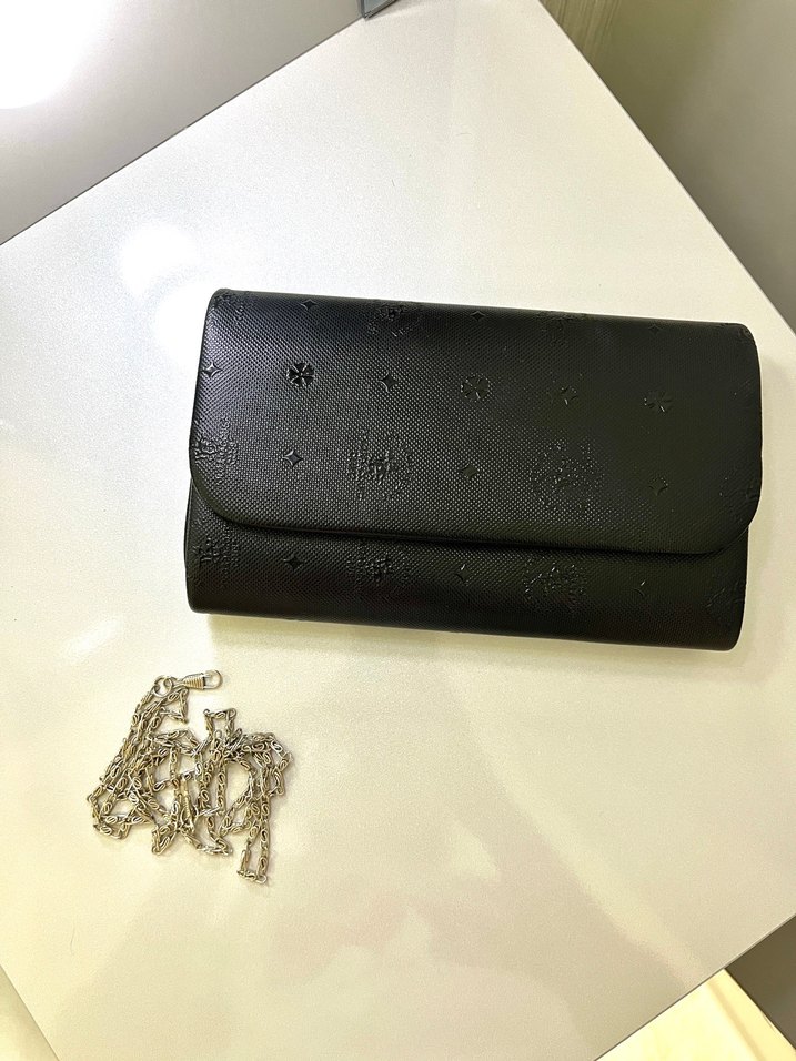 Siyah İşlemeli Deri Zincir Detaylı Kadın Portföy Çanta - Görsel 2