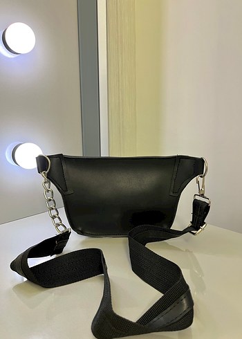 Siyah Deri Kemerli Kadın Çapraz Çanta - Görsel 2