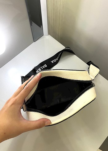 Beyaz Deri Bel Detaylı Kadın Çapraz Çanta - Görsel 4