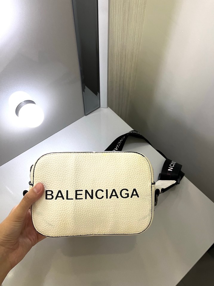 Beyaz Deri Bel Detaylı Kadın Çapraz Çanta - Görsel 3