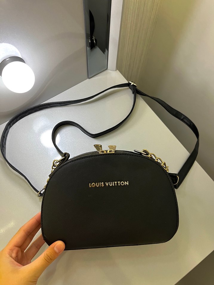 Zincir Detaylı Siyah Deri Kadın Çanta - Görsel 2