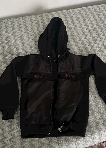 Erkek Çocuk Siyah Kapüşonlu Fermuarlı Ceket - Görsel 2