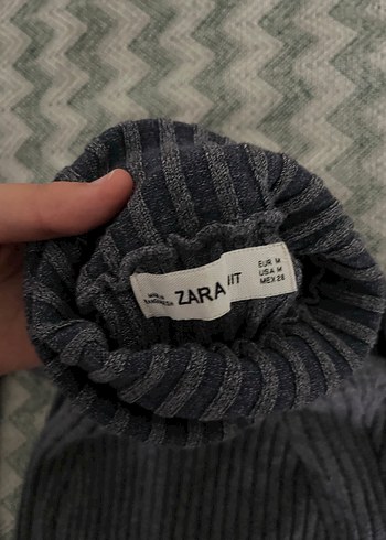 Kadın Gri Boğazlı Triko Kazak - Görsel 3