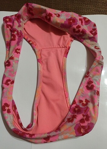 40 Beden Pembe çiçekli bikini altı 40 beden