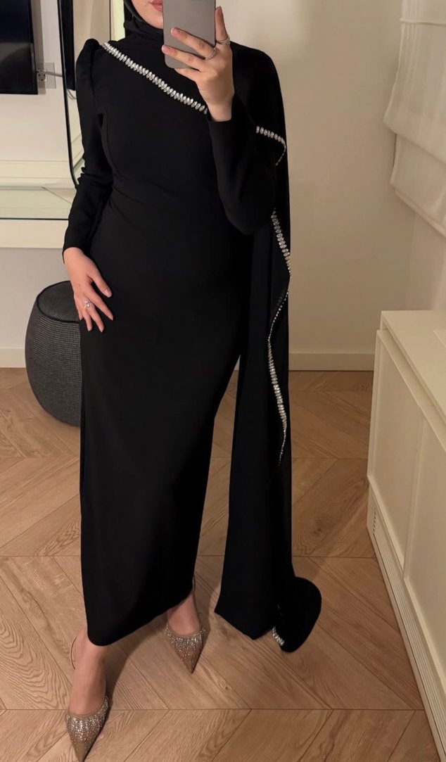 Siyah taşlı uzun elbise - Görsel 3