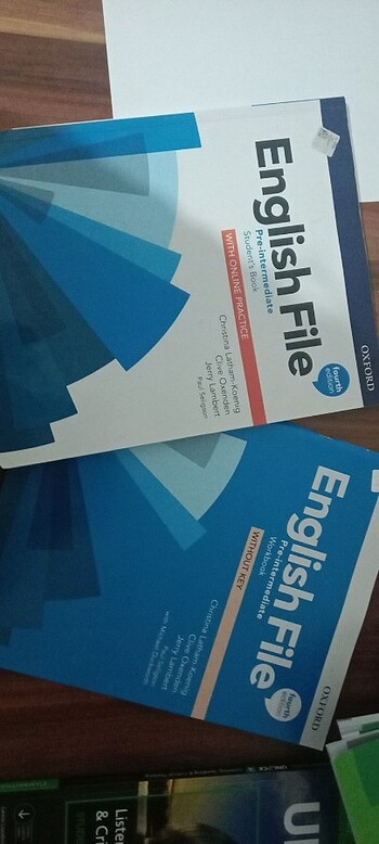 ENGLİSH FİLE Pre-intermediate Student's Book and Workbook 
