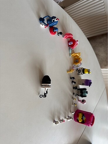 Littlest pet shop