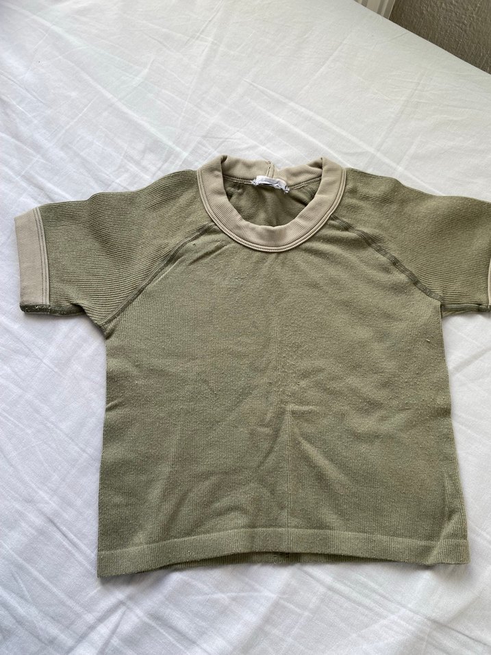 Kadın Haki Crop Top, Kısa Kollu, Dar Kesim spor büstiyer - Görsel 3