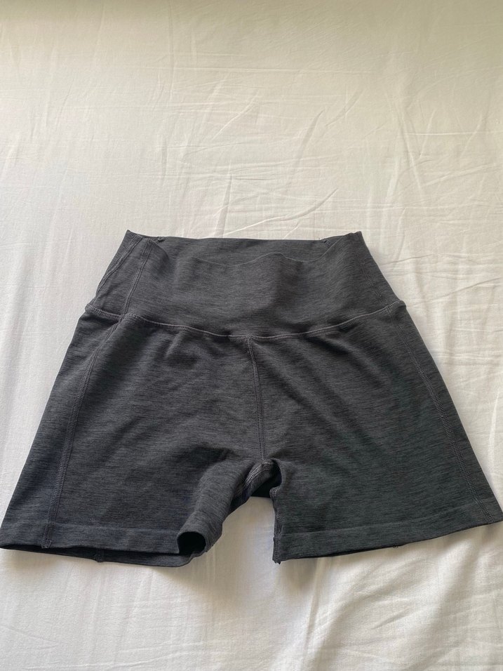 alphalet Kadın Gri Yüksek Bel Mini Şort - Görsel 2