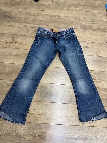Riverisland kot