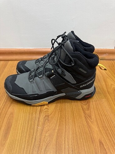 42.5 Beden Salomon bot