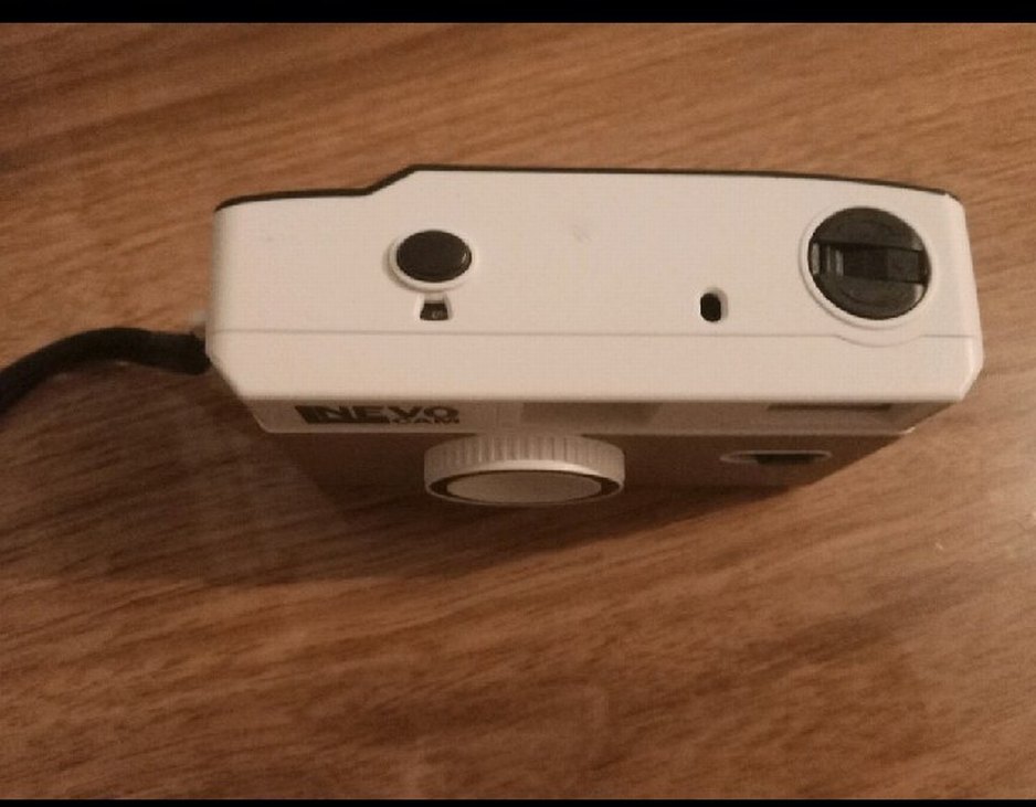 Bej ve siyah renkli nEVO CAM analog kamera - Görsel 2