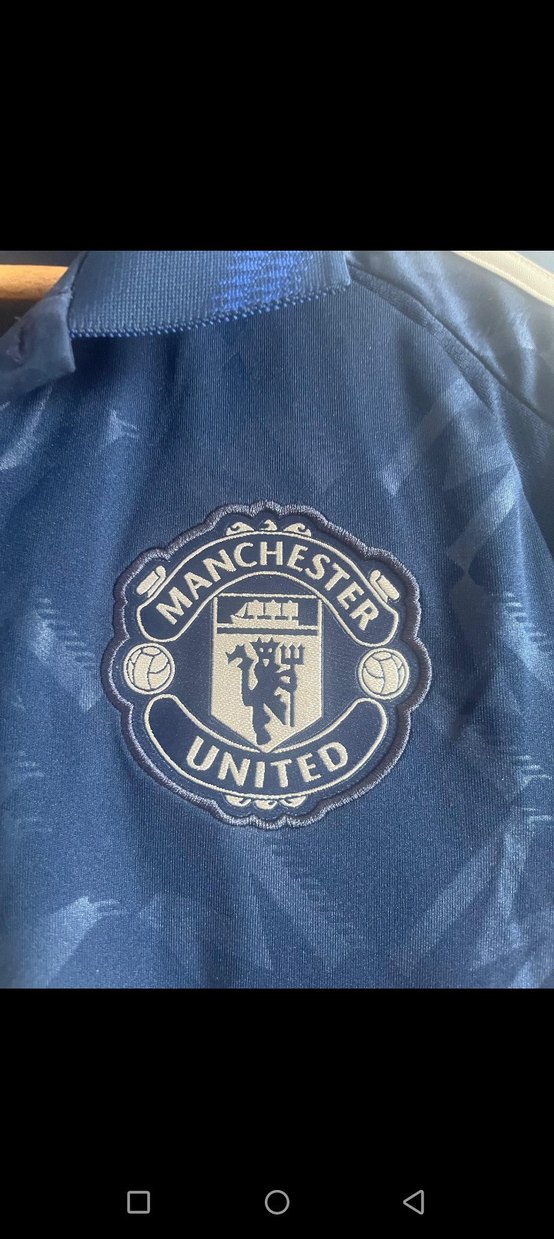 Manchester United Lacivert Kısa Kollu Spor Forma - Görsel 4