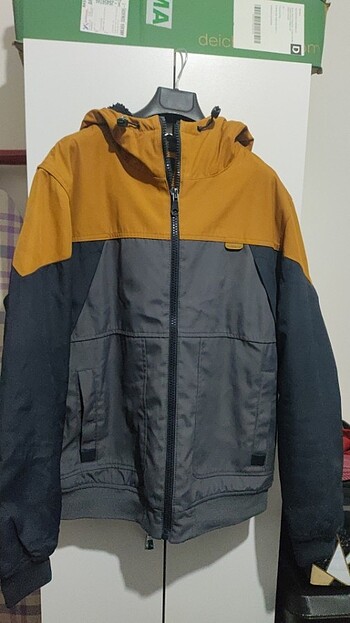 Bershka Erkek Mont