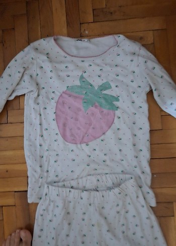 LC Waikiki Kız Çocuk Beyaz Pamuklu Uzun Kollu Pijama Takımı