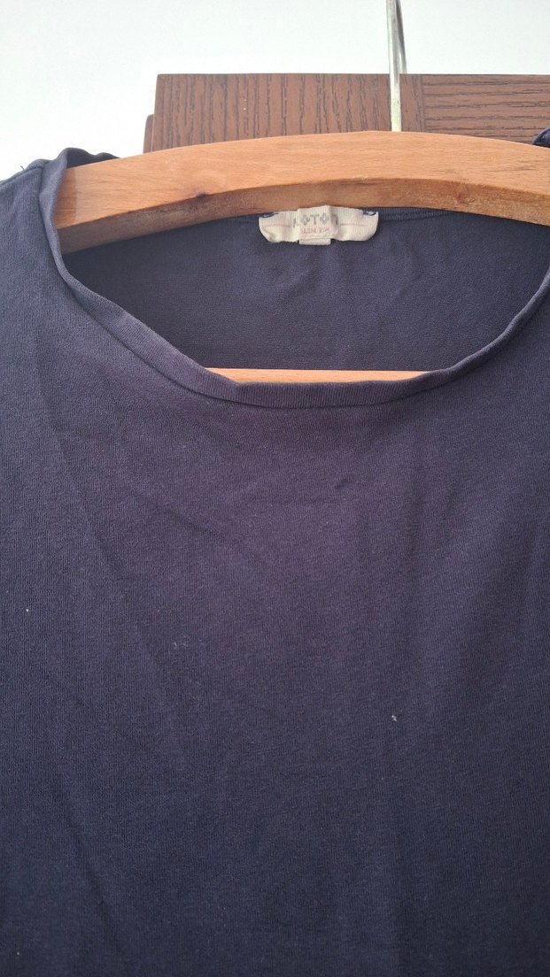 Linen Kumaşlı Lacivert  Tişört - Görsel 2