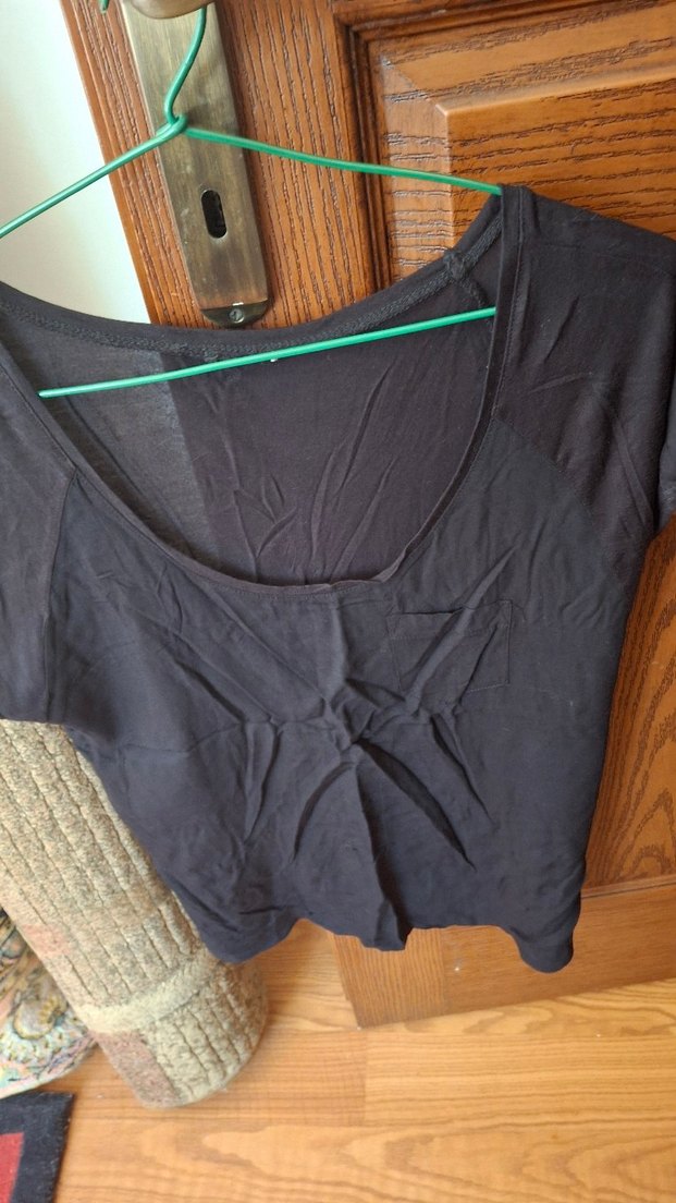 Siyah Kısa Kollu  Tişört - Görsel 2