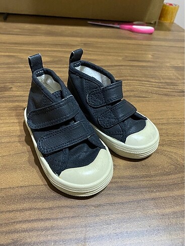 Hm sneaker