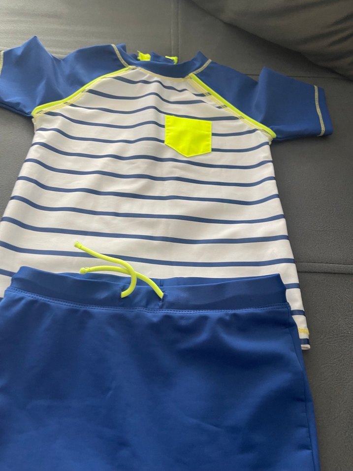 Çizgili Erkek Çocuk Mayo Takımı - Görsel 2