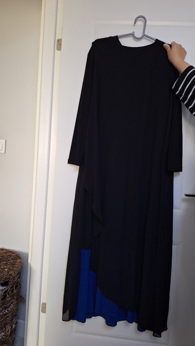 Uzun Lacivert siyah abiye elbise - Görsel 3