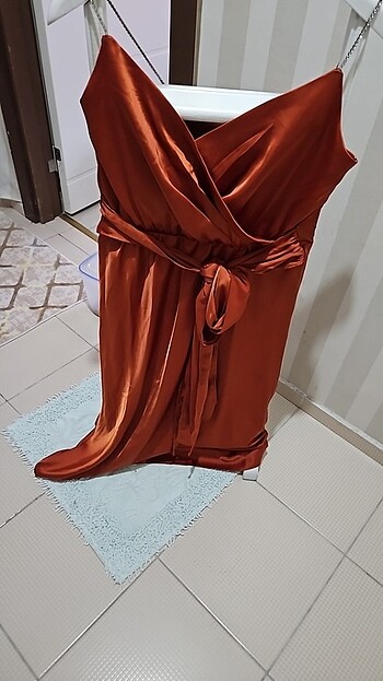 Diğer gece elbisesi