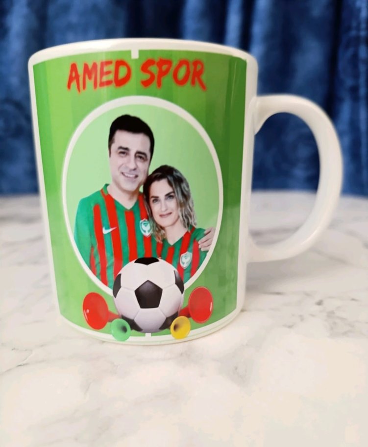Amed Spor Temalı Renkli Kupa - Görsel 2