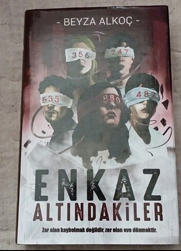 Enkaz altındakiler 