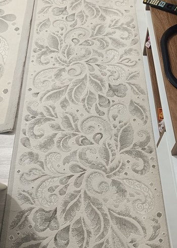 Merinos Gri Nakışlı Geleneksel Halı