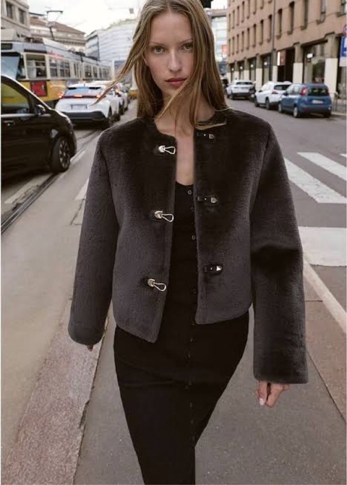 Zara süslü düğmeli çift yüzlü ceker - Görsel 3