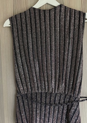 Koton vatkalı pullu bluz - Görsel 3