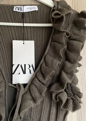 Zara Fırfırlı fiyonklu triko top - Görsel 3