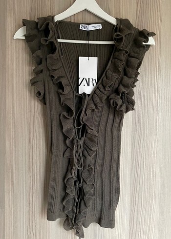 Zara Fırfırlı fiyonklu triko top - Görsel 2