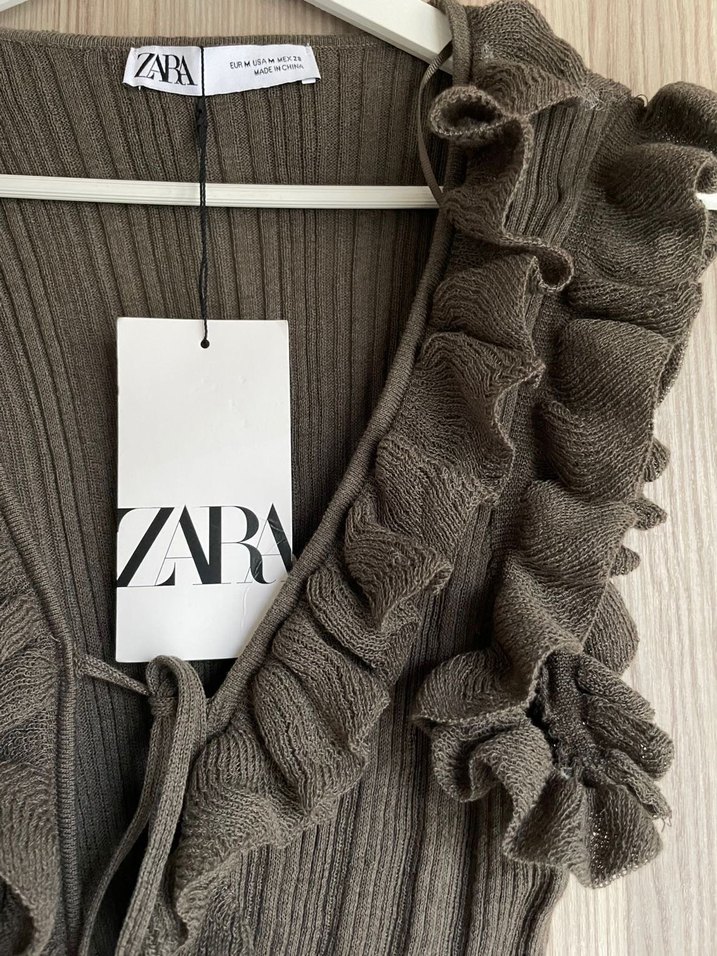 Zara Fırfırlı fiyonklu triko top - Görsel 3