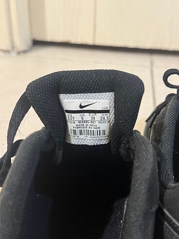 39 Beden siyah Renk Nike spor ayakkabı