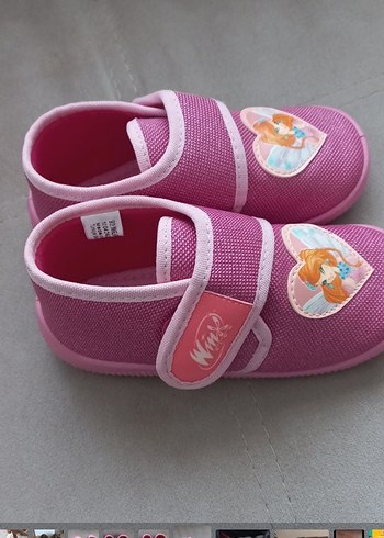Kız Çocuk Pembe Cırtcırtlı Sıcak Terlik