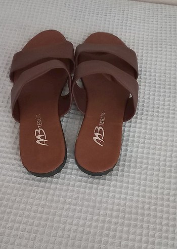 Kahverengi Kadın Dolgu Topuk Terlik - Görsel 2