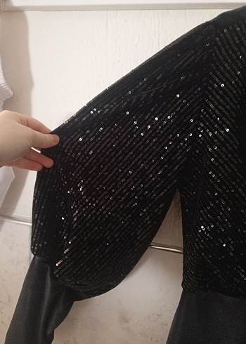 Uzun Kollu Siyah İşlemeli Abiye Elbise - Görsel 6