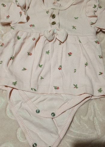 Düğmeli Nakışlı Kısa Kollu Bebek Kız Takımı - Görsel 2