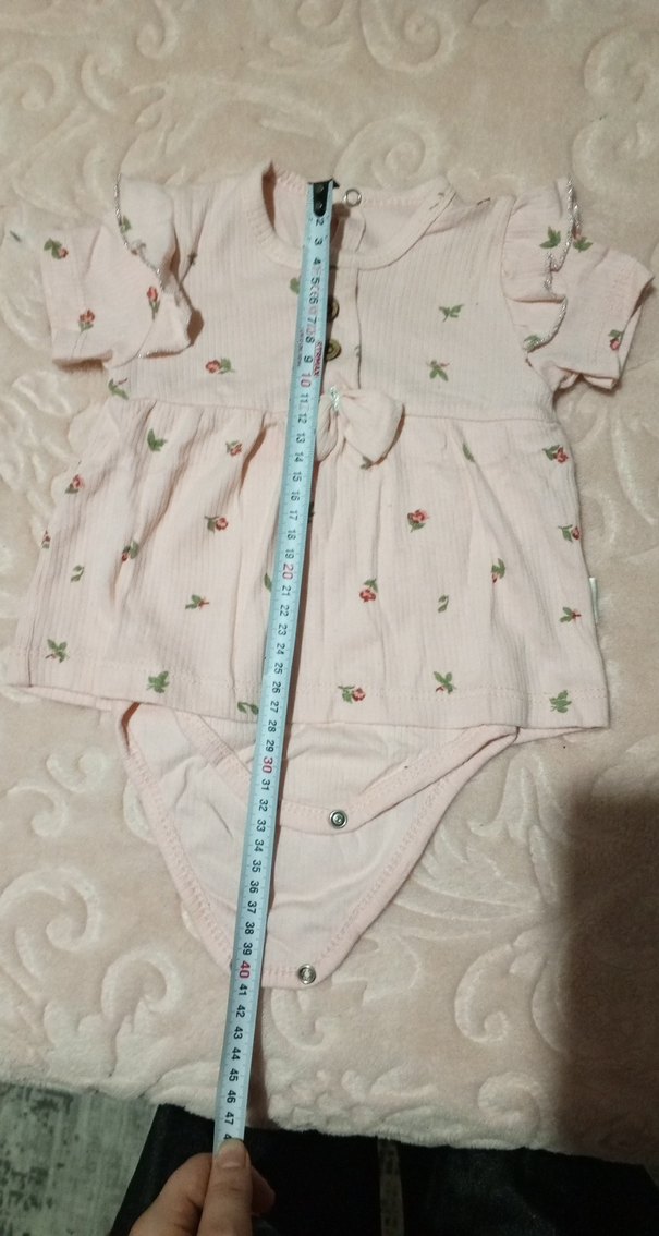 Düğmeli Nakışlı Kısa Kollu Bebek Kız Takımı - Görsel 4